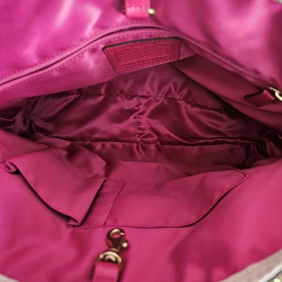 COACH POPPY Colorblock tote - Picture 15 of 16